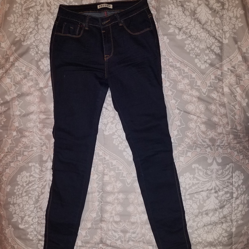 Darl blue jeans
